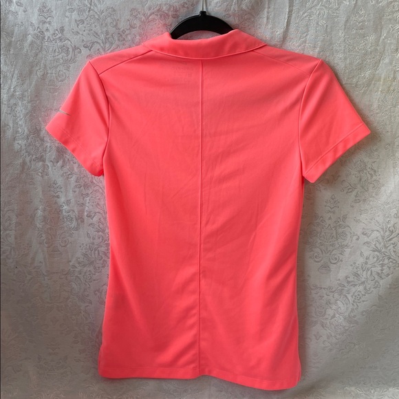 Nike Golf Dri-FIT Neon Pink Short Sleeve Polo.  Size XS - Picture 2 of 5